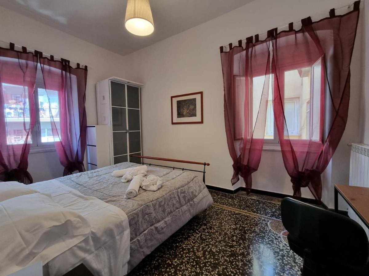 Wow Home 2 - 175 Mq - Posteggio Privato - Davanti Porto Traghetti - Fino A 10 Posti Letto - Balcone Genoa Exterior photo